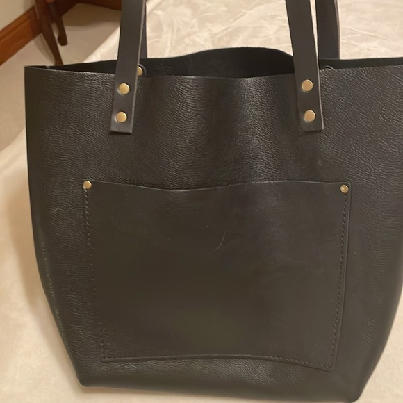Portland leather handbag - Picture 3 of 6